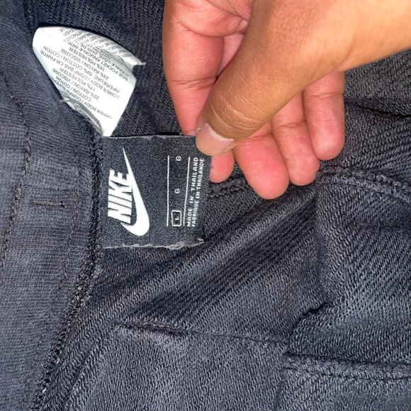 Nike Shorts - Picture 2 of 2